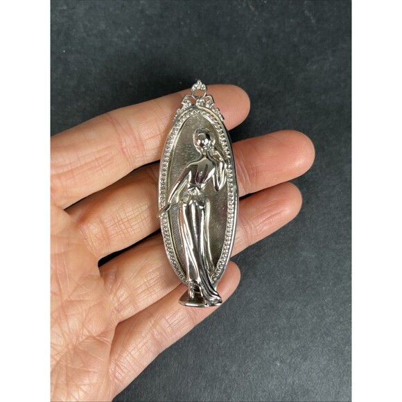 VTG Signed LR MAR01 Silver Oval‎ Glamour Lady Looking In Mirror Brooch Pin 2.25 - Picture 1 of 6